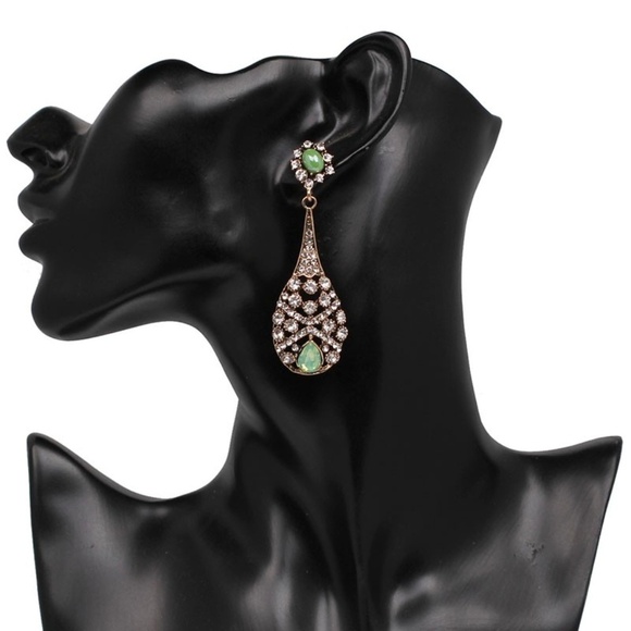 Last 1! Statement Water Drop Crystal Earrings - Picture 5 of 6